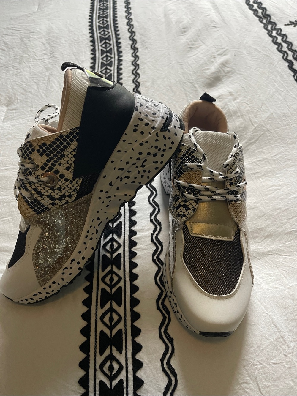 Amazon Women's White & Black Mixed-Pattern Fashion Sneakers
